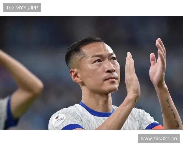 申花争冠前景遭质疑,豪购背后战术短板显现,球队管理问题逐步反映赛季走势 申花争冠前景遭质疑,豪购背后战术短板显现,球队管理问题逐步反映赛季走势