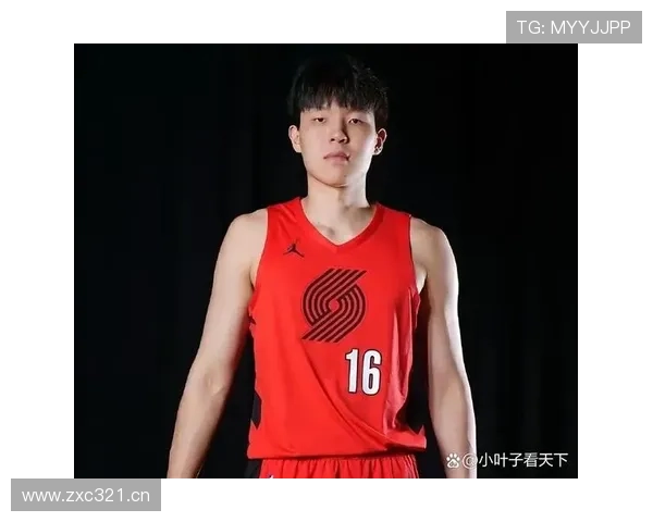 杨瀚森内线篮板对比同届提升显著助力球队防守崛起
